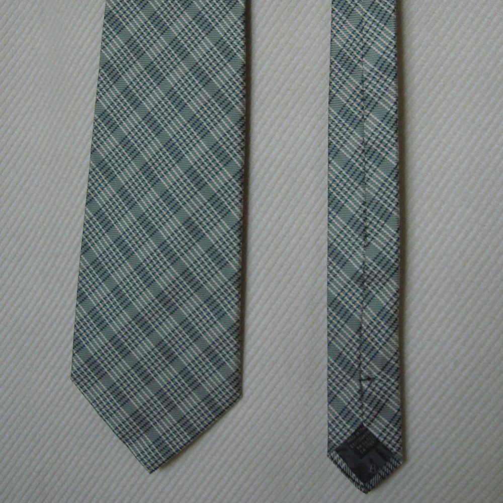 Classic Banana Republic Tie
